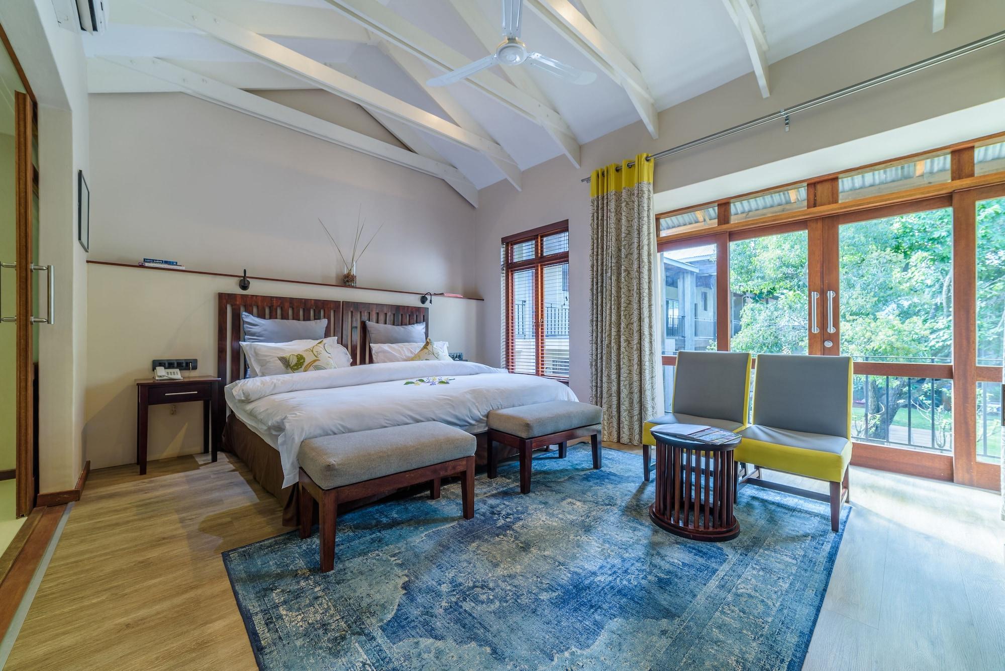 Casterbridge Hollow Boutique Hotel Уайт-Ривер Экстерьер фото
