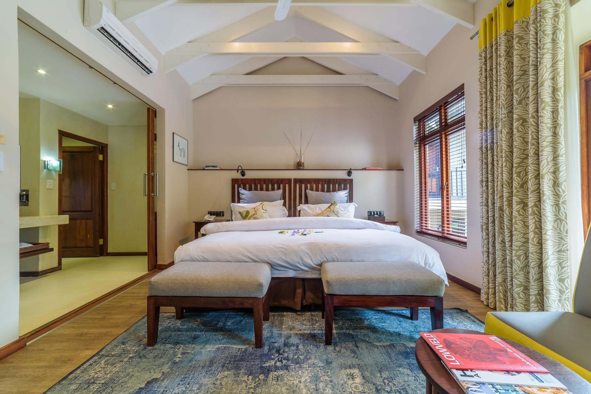 Casterbridge Hollow Boutique Hotel Уайт-Ривер Экстерьер фото