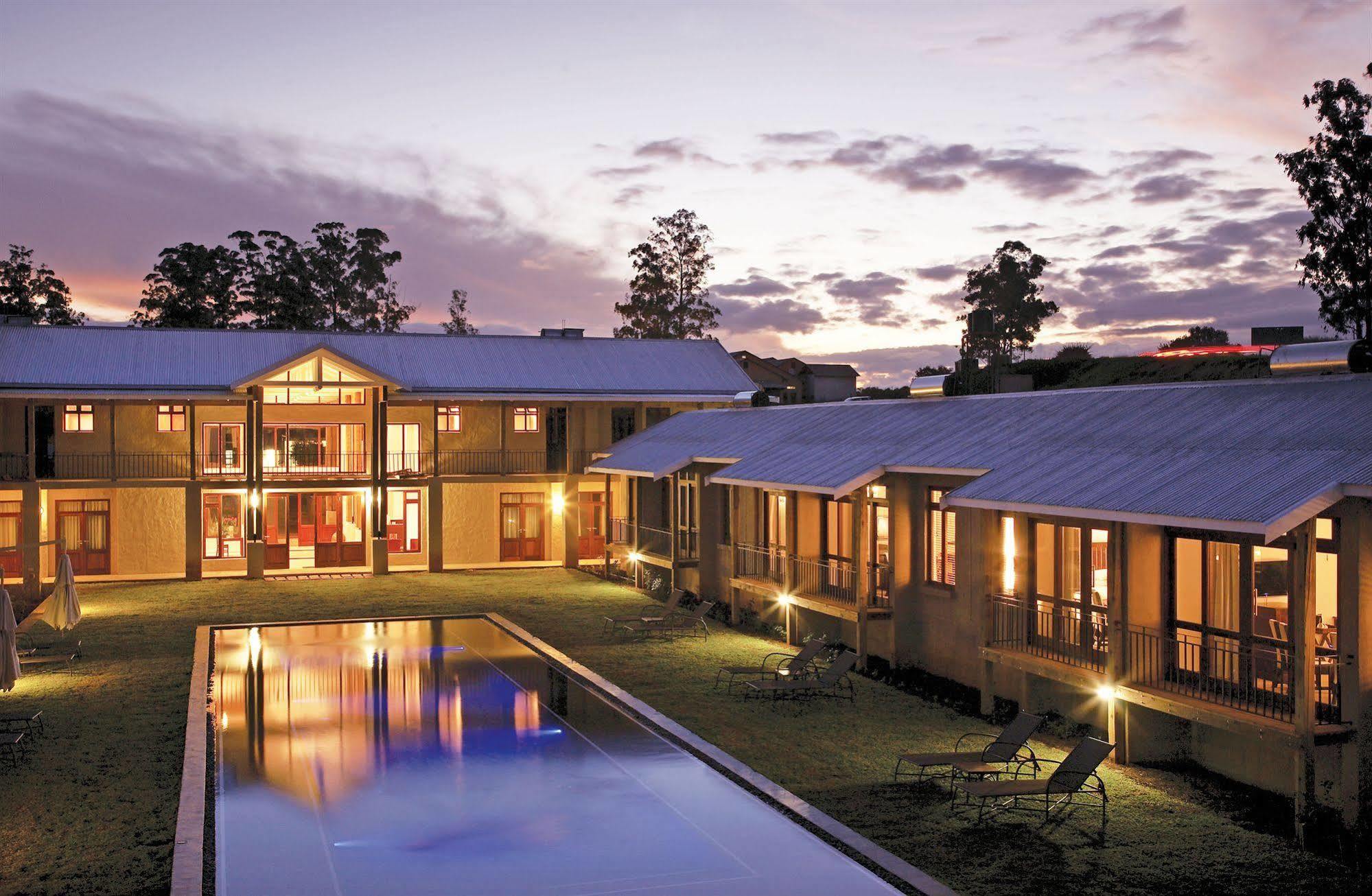 Casterbridge Hollow Boutique Hotel Уайт-Ривер Экстерьер фото